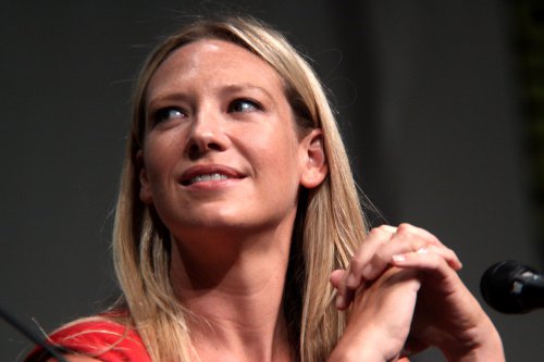 Anna Torv