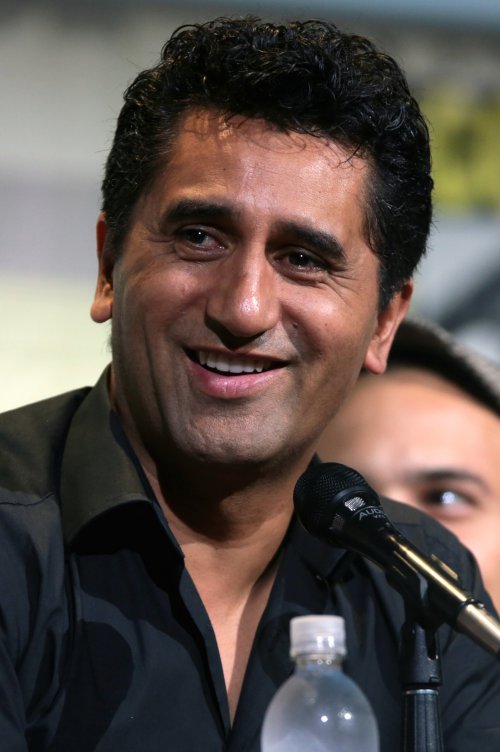 Cliff Curtis