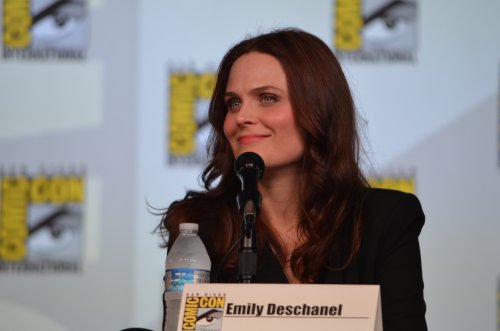 Emily Deschanel